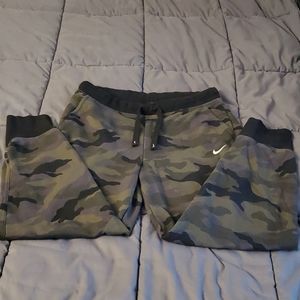 Women's Nike camo jogger